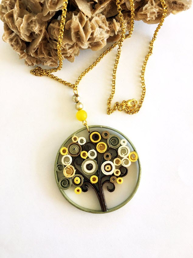 QuillyPaperDesign : bijoux réalisés avec du papier