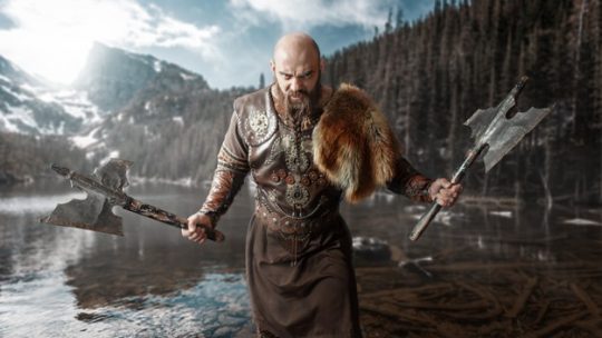 Comment intégrer des éléments des habits vikings dans son quotidien ?