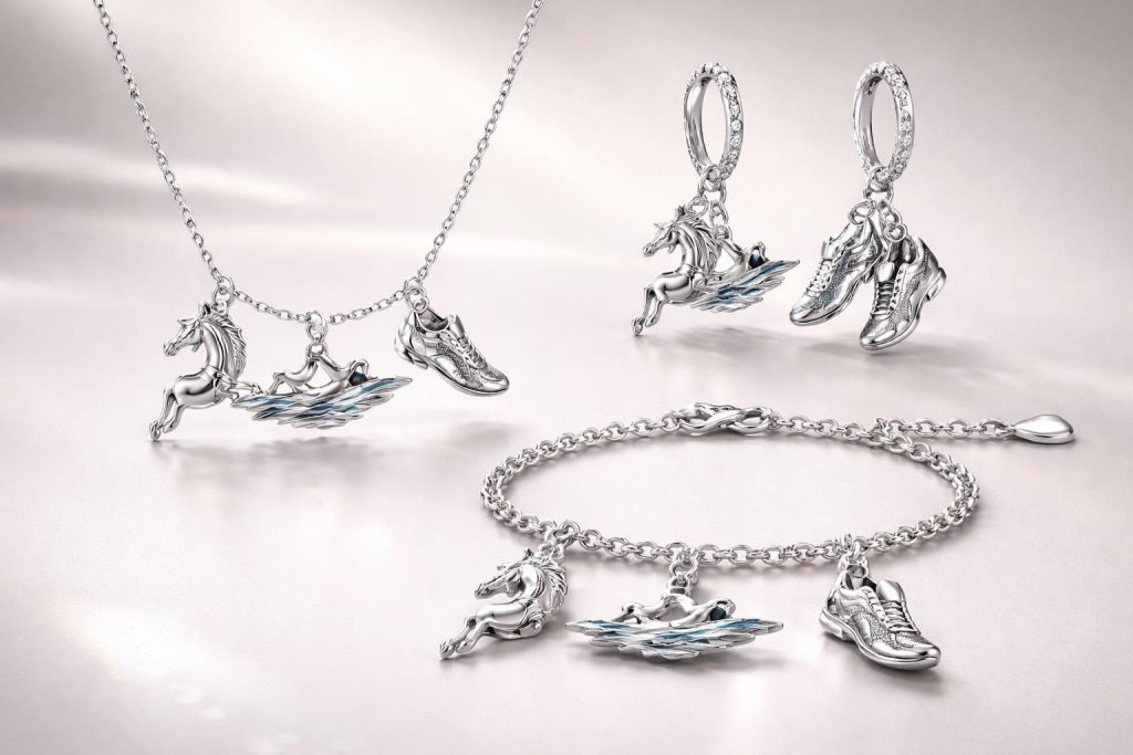 Bijoux pour sportifs avec breloques équitation, natation et running en argent sterling élégant